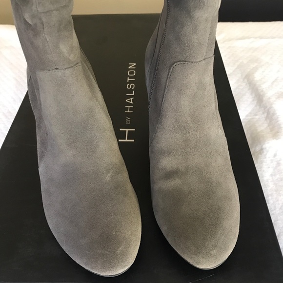 H by Halston tall shaft Suede boots - 8.5, NIB - Picture 7 of 10